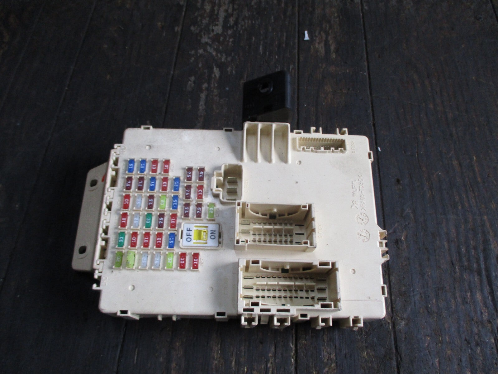 HYUNDAI I40 2012 UNDER BONNET FUSE BOX 919503Z021