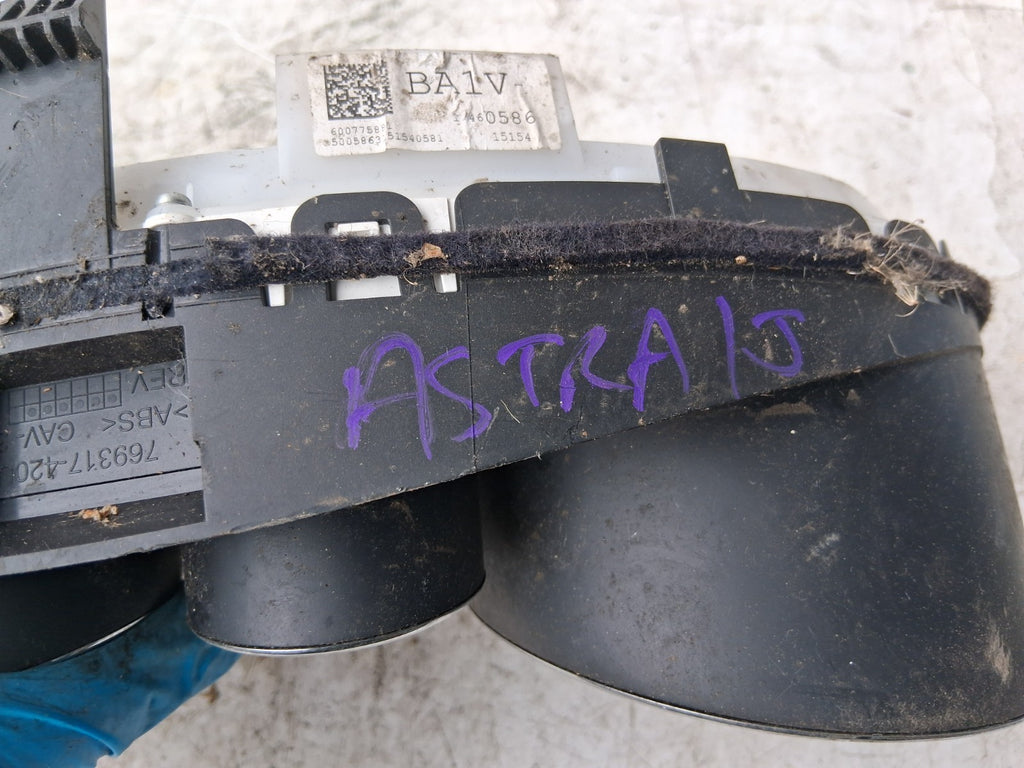 VAUXHALL ASTRA J 2013 1.6 DIESEL SPEEDO SPEEDOMETER INSTRUMENT CLUSTER 13460586