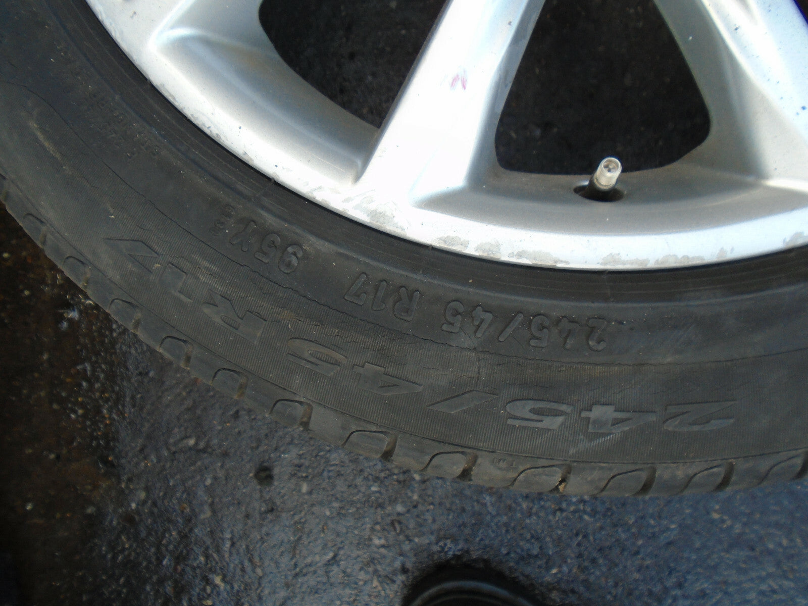 AUDI TT MK2 2012 17 INCH ALLOY WHEEL WITH TYRE 245/45R17 REF 2