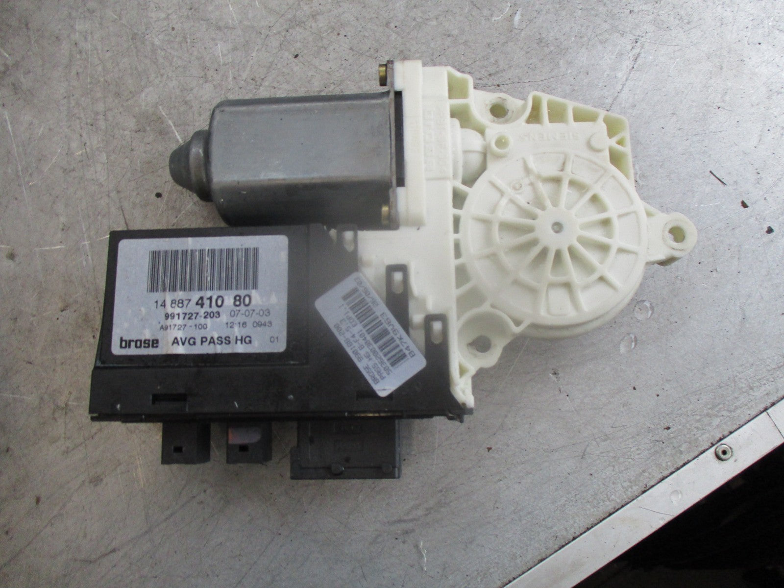 CITROEN C8 2003 NSF PASSENGER SIDE FRONT ELECTRIC WINDOW MOTOR ONLY 1488741080