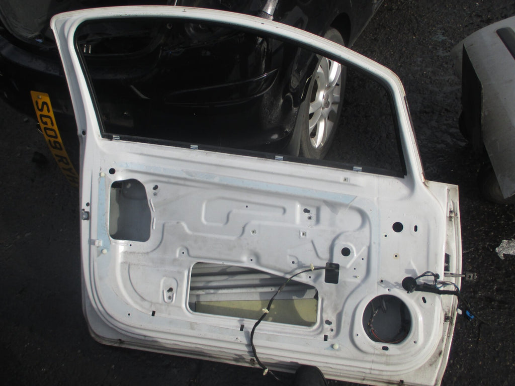 VAUXHALL CORSA D 2013 3 DOOR NS PASSENGER SIDE BARE DOOR WHITE