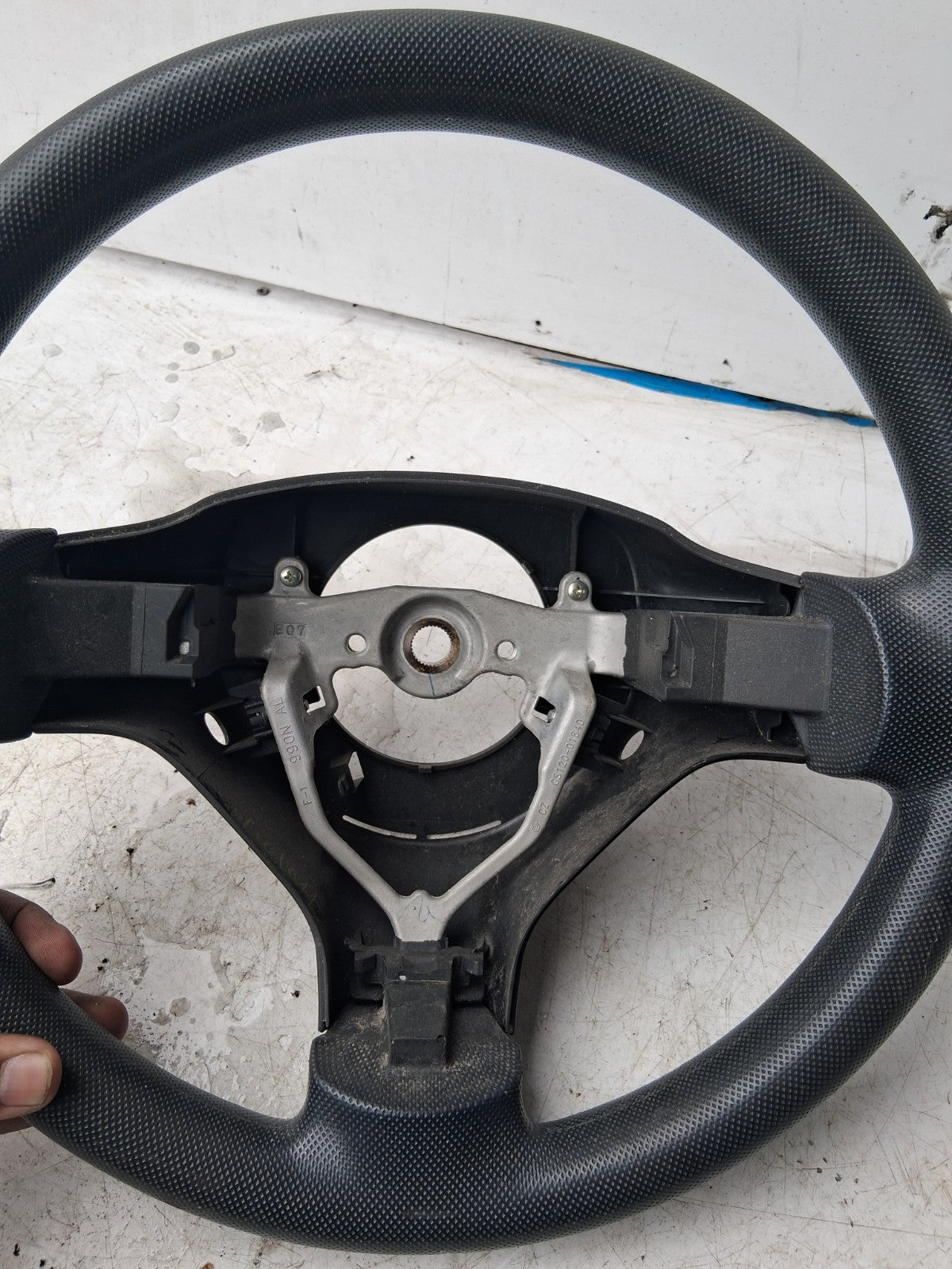 2008 CITROEN C1 MK1 3 SPOKE LEATHER STEERING WHEEL