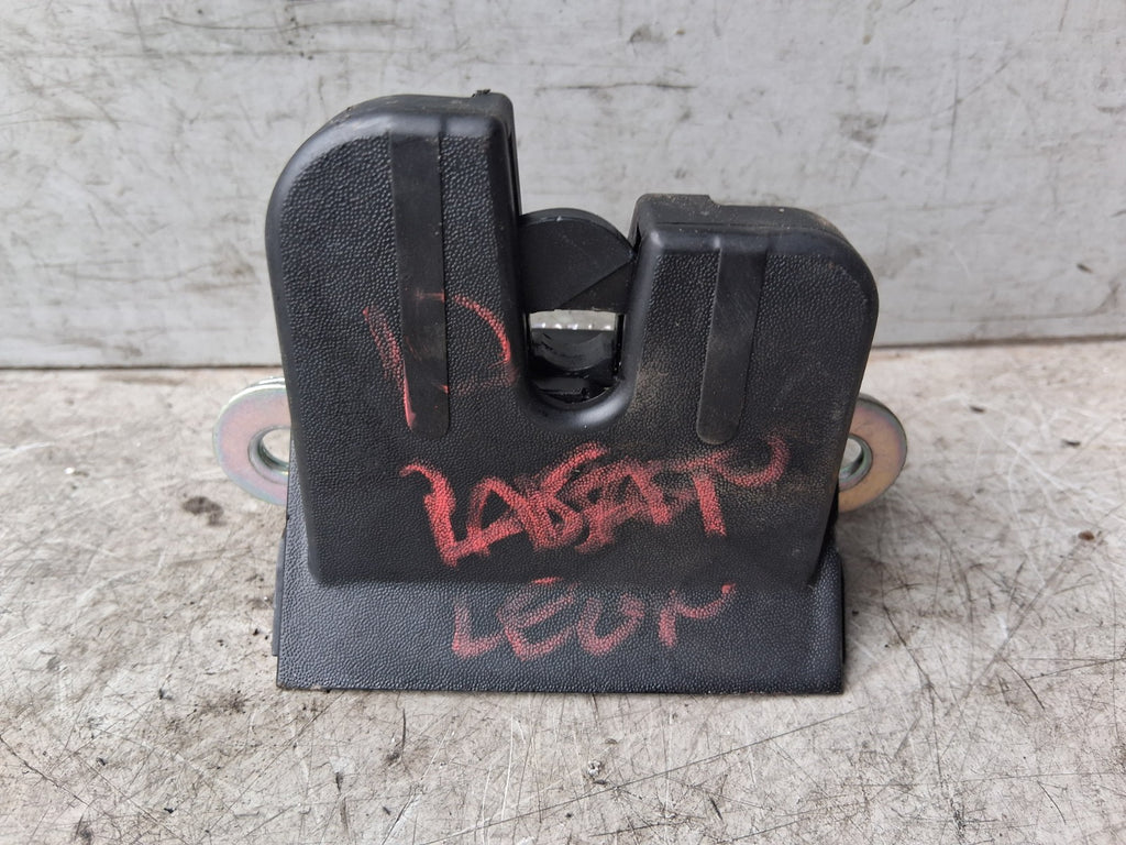 2010 SEAT LEON MK2 FACELIFT REAR BOOT LOCK CATCH MECHANISM 1P9827645