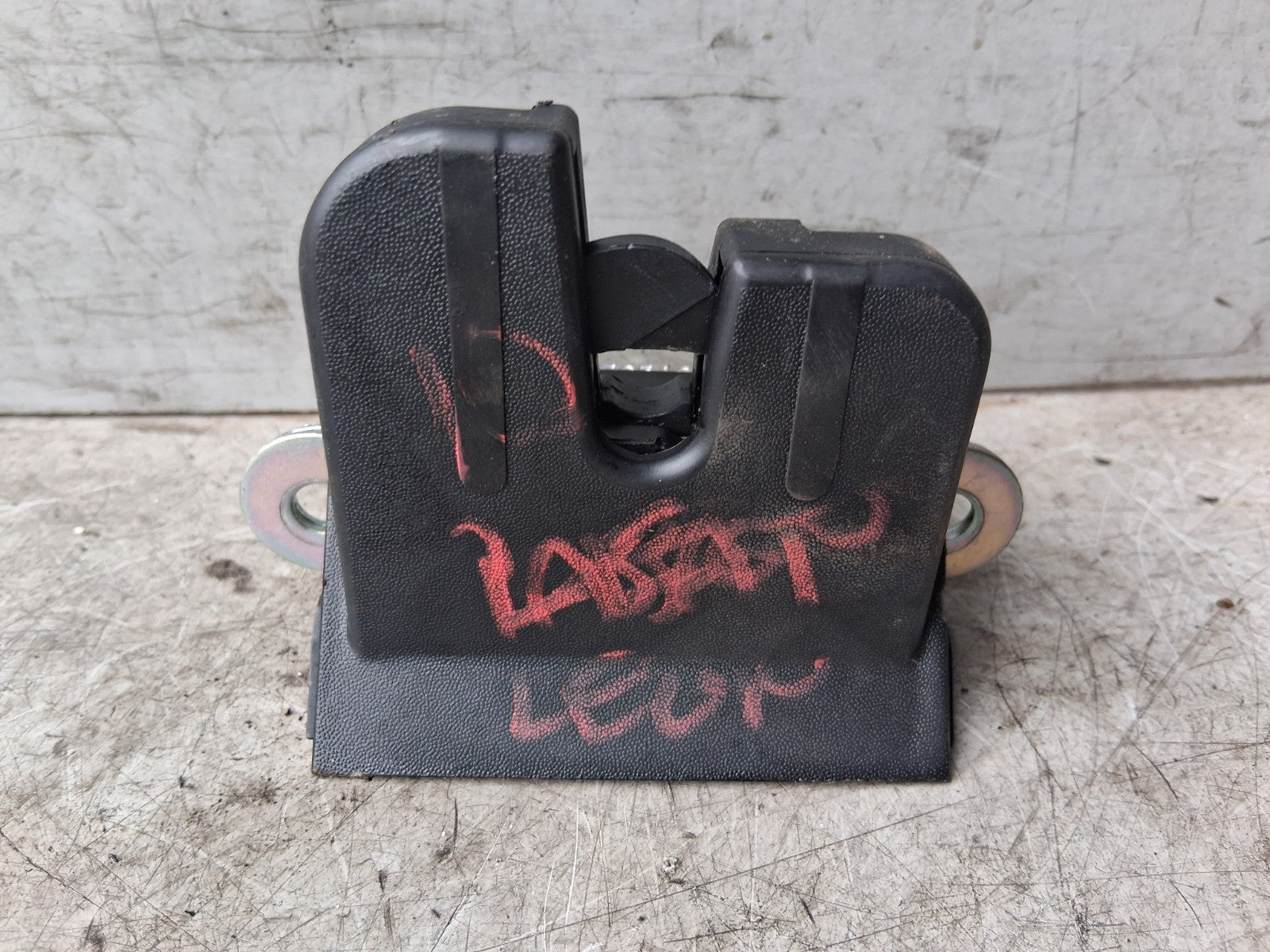 2010 SEAT LEON MK2 FACELIFT REAR BOOT LOCK CATCH MECHANISM 1P9827645