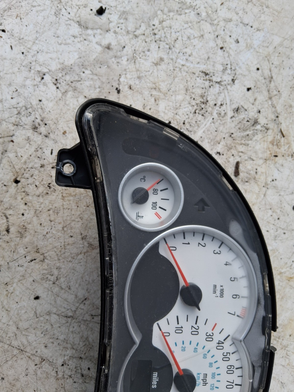 2005 VAUXHALL CORSA C SPEEDO SPEEDOMETER INSTRUMENT CLUSTER 88311302