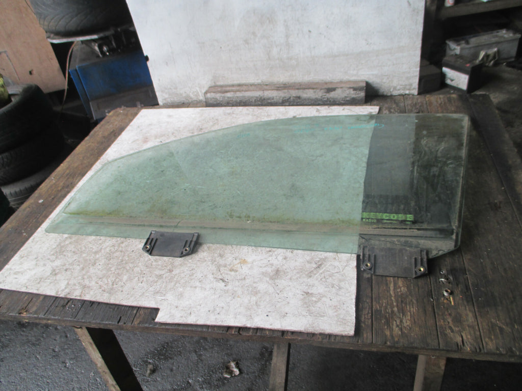 FORD GRANADA MK3 SCORPIO 1992 5 DOOR NS PASSENGER SIDE WINDOW GLASS