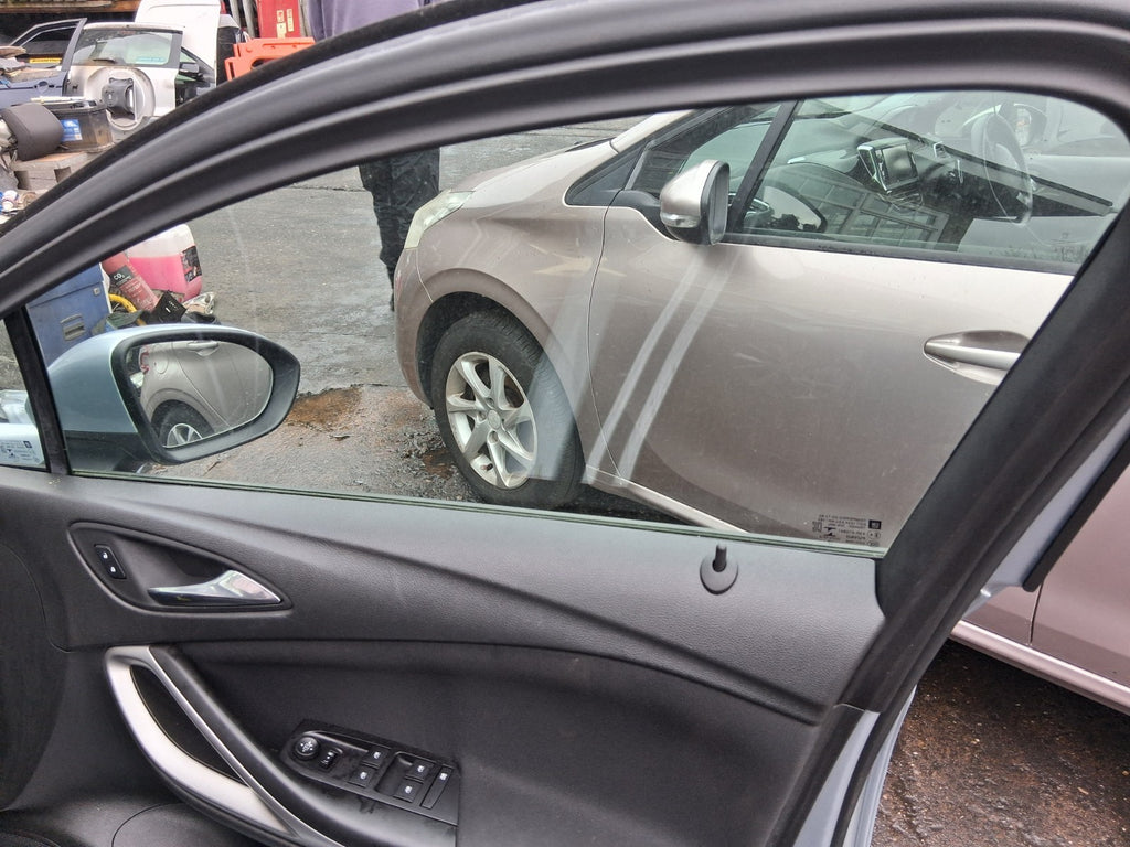 2019 VAUXHALL ASTRA K OSF DRIVER SIDE FRONT RIGHT WINDOW GLASS