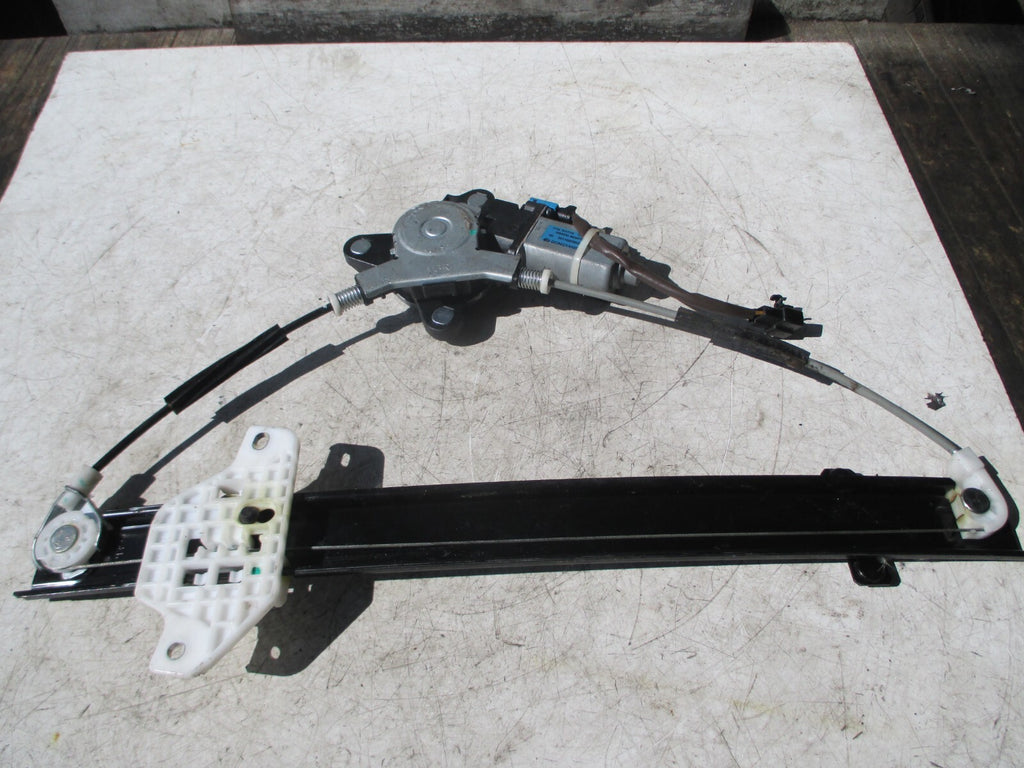 CHEVROLET SPARK 2012 OS DRIVER SIDE WINDOW REGULATOR MOTOR 98820M3010