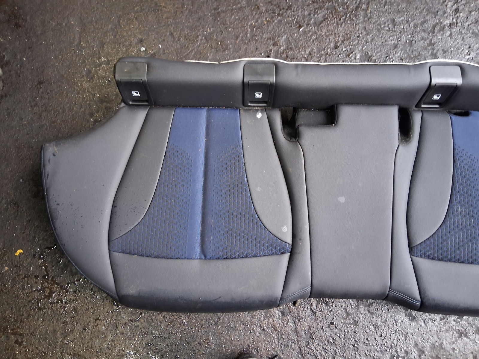 2024 BMW 2 SERIES F44 COUPE REAR SEAT BASE ONLY