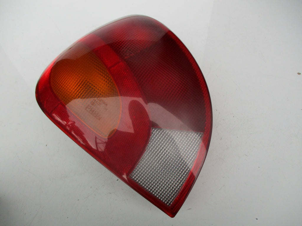 FORD FIESTA MK5 2002 NSR PASSENGER SIDE REAR BRAKE TAIL LIGHT CLUSTER ASSEMBLY