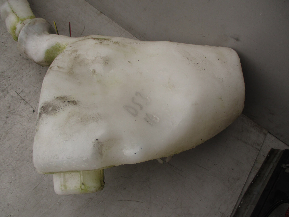 2016 CITROEN DS3 WINDSCREEN WASHER BOTTLE TANK & PUMP 968398868000