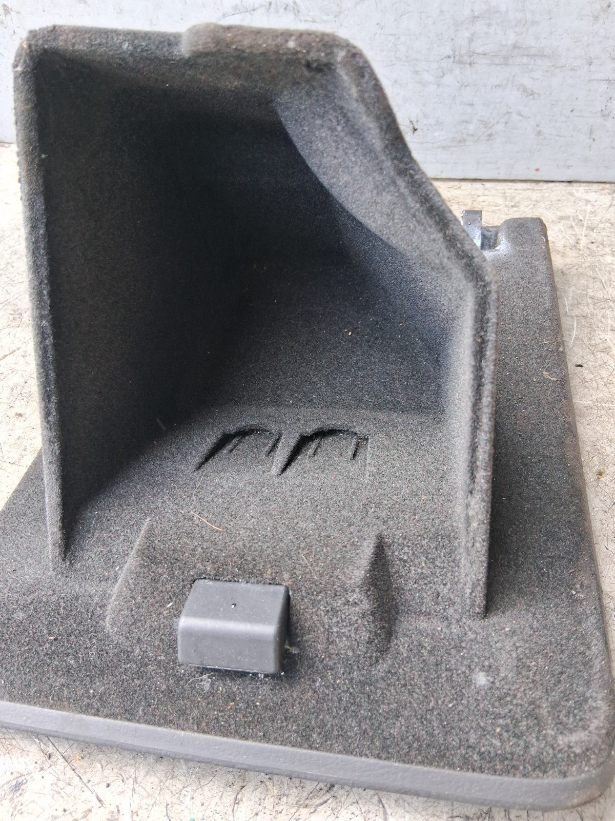 2006 VW VOLKSWAGEN PASSAT B6 ESTATE OSF DRIVER SIDE FRONT STORAGE BOX 3C2857922