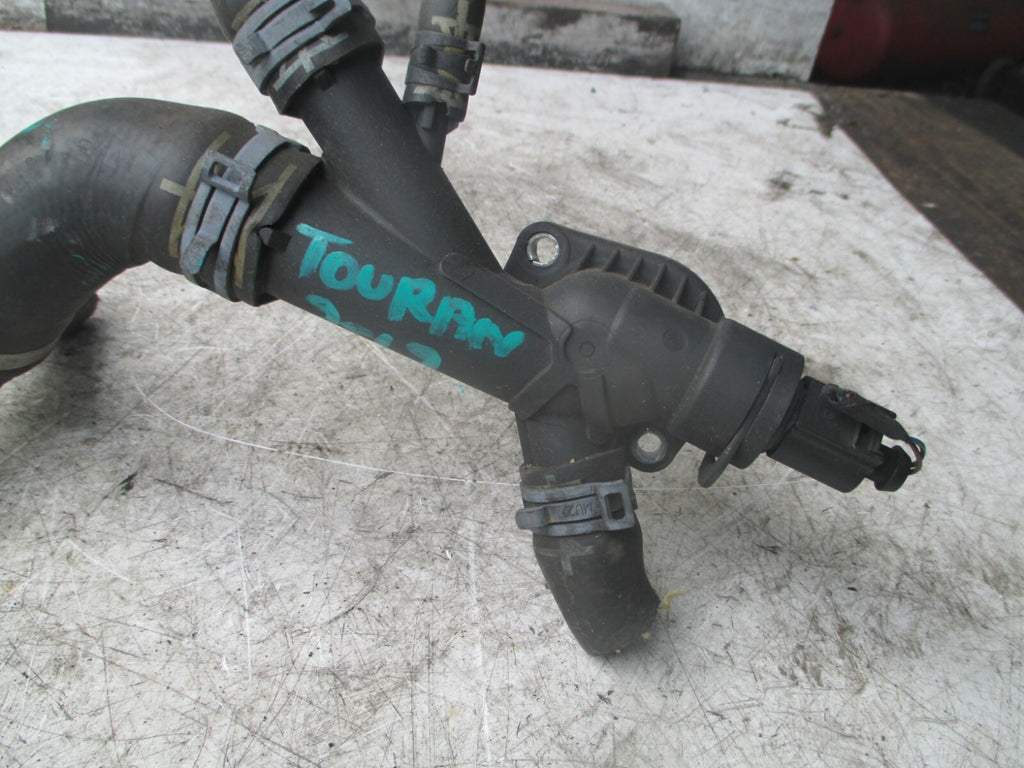 VW VOLKSWAGEN TOURAN 2012 WATER COOLANT CONNECTOR HOSE PIPE FLANGE 03l121131AA