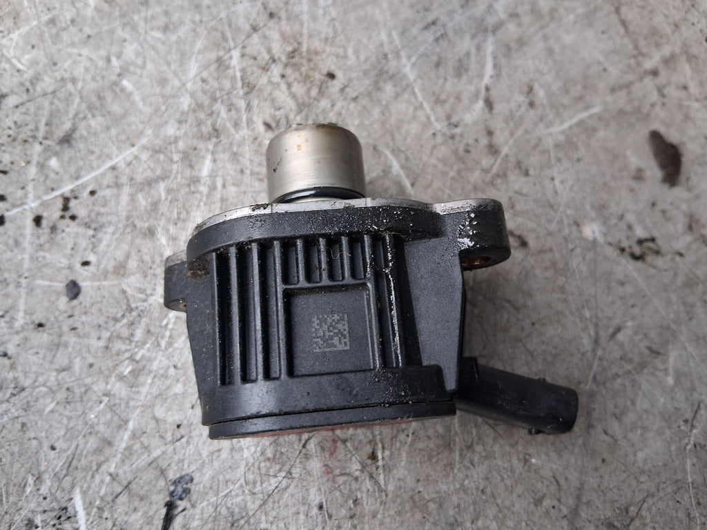SEAT IBIZA MK5 2018 6F KJ CAMSHAFT SOLENOID VALVE 04E906048A