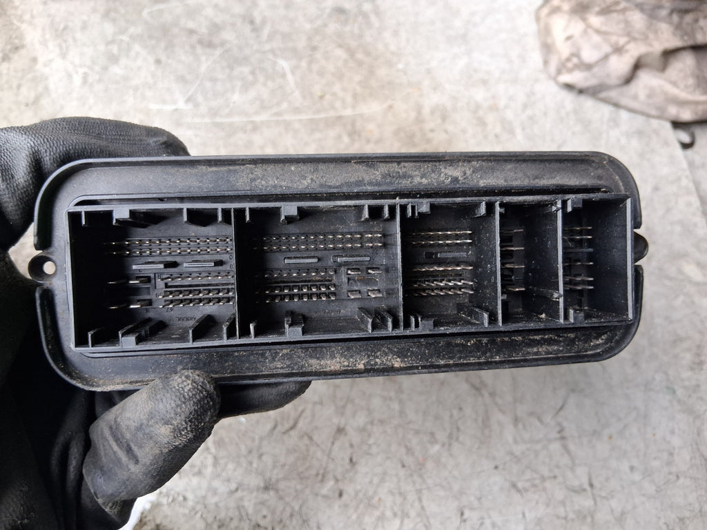 2012 BMW 5 SERIES F10 2.0 DIESEL ECU ENGINE CONTROL UNIT MODULE 0281017648
