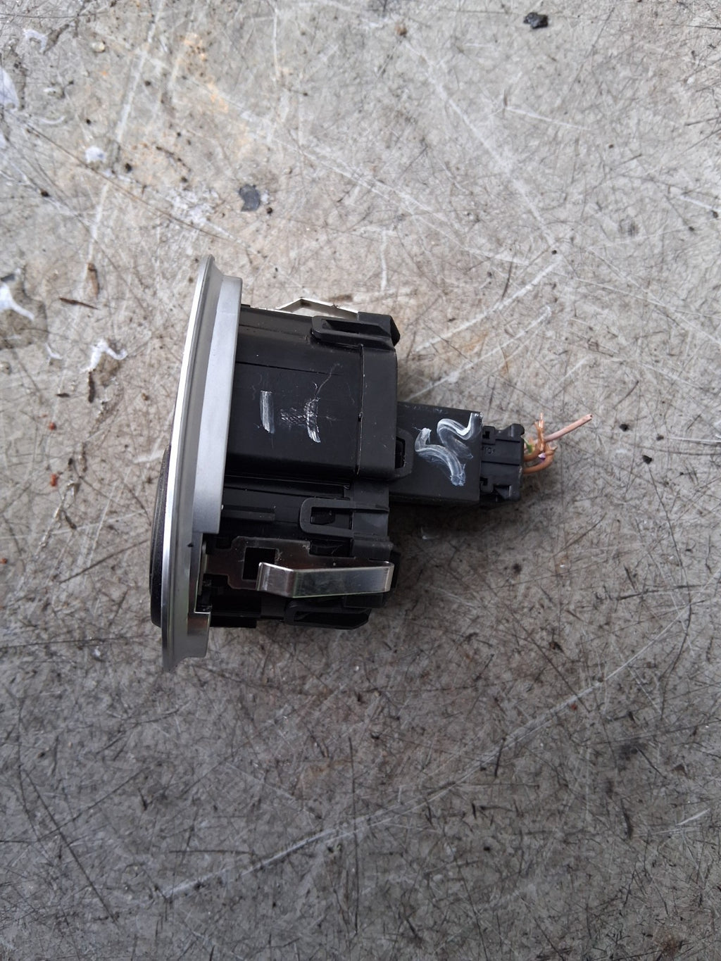 2016 BMW 1 SERIES F20 LCI START STOP BUTTON 925073403