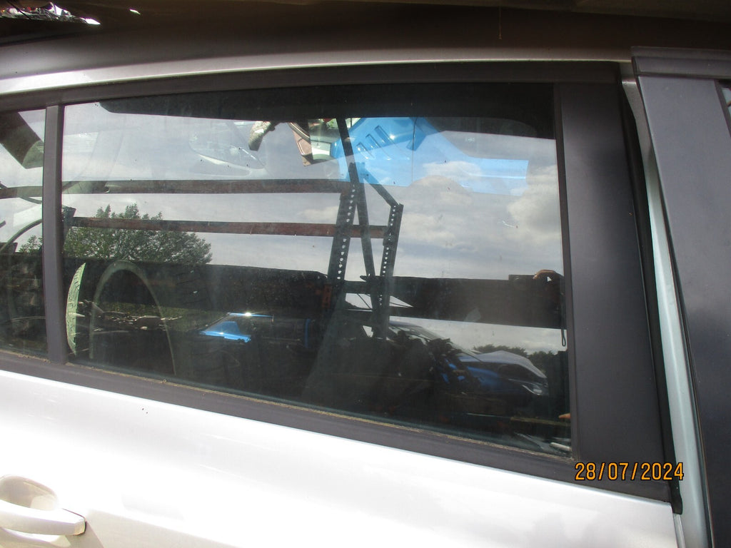 VAUXHALL ZAFIRA C 2017 OSR DRIVER SIDE REAR MAIN WINDOW GLASS