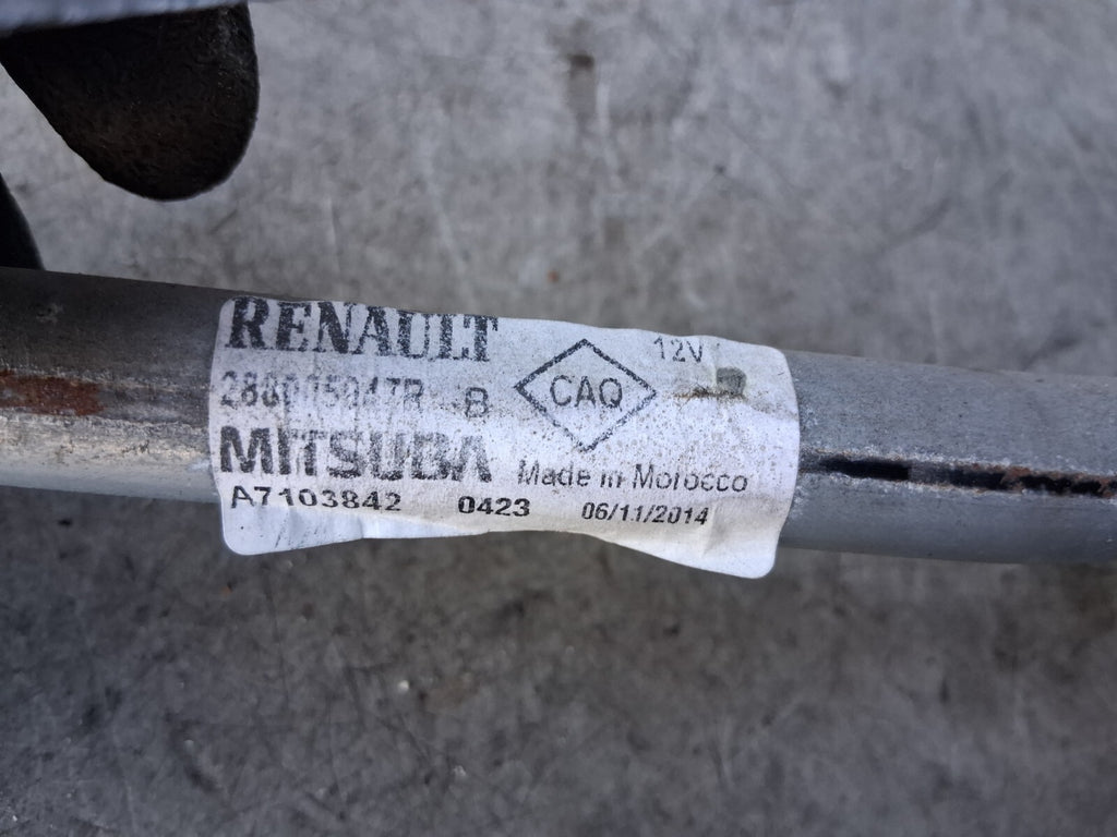 RENAULT CAPTUR 2014 FRONT WINDSCREEN WIPER MOTOR LINKAGES 288005947R