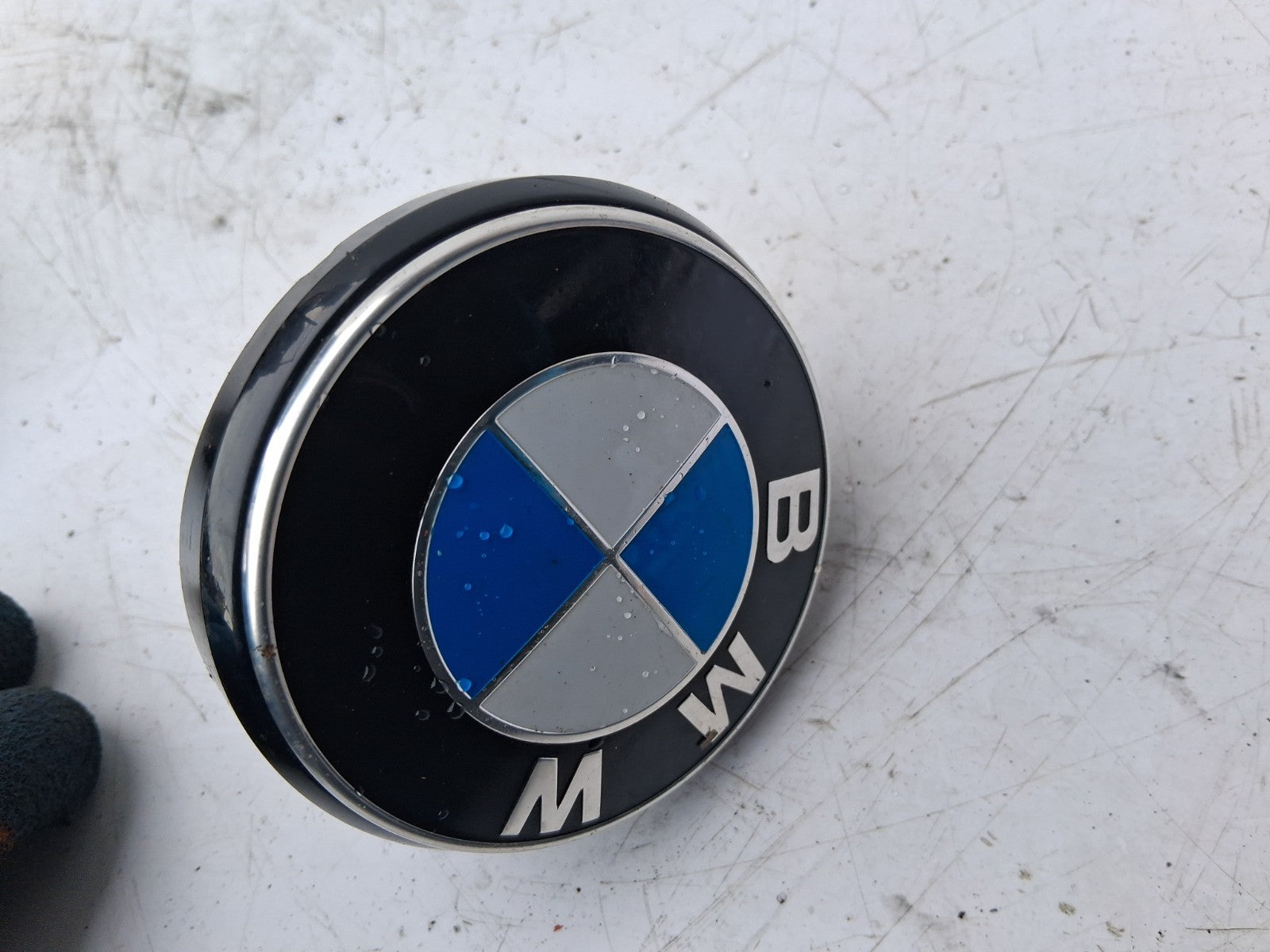 2024 BMW 2 SERIES F44 COUPE REAR BADGE LOGO 165234
