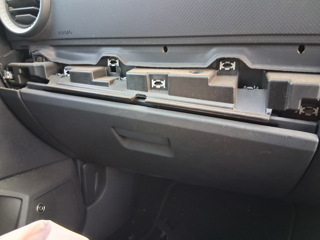 2023 SEAT IBIZA MK5 6F DASHBOARD GLOVE BOX STORAGE COMPARTMENT