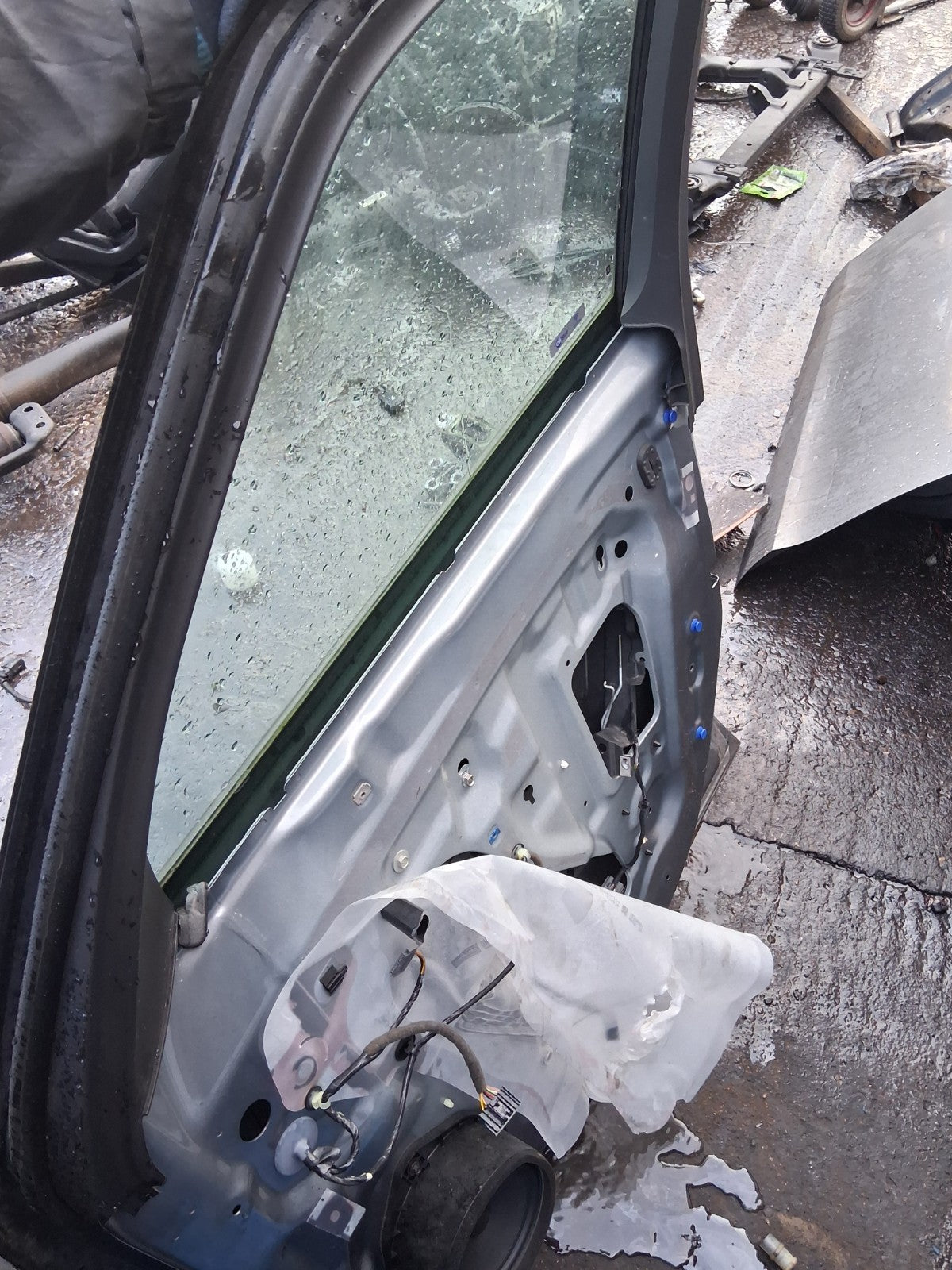 2017 VAUXHALL ZAFIRA C TOURER OSF DRIVER SIDE FRONT RIGHT BARE DOOR GREY