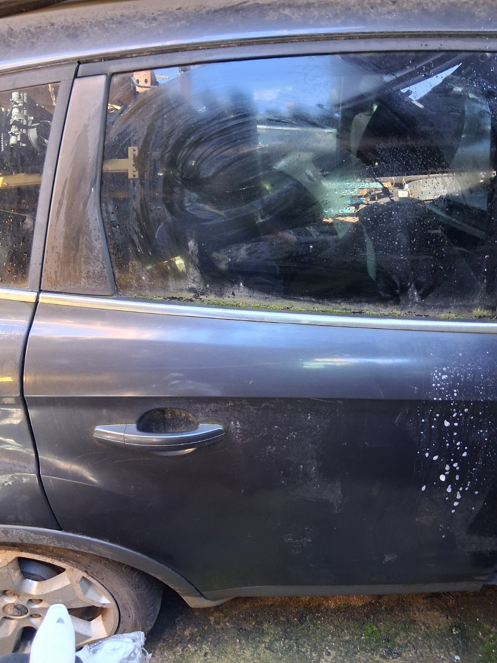 2009 FORD KUGA MK1 OSR DRIVER SIDE REAR RIGHT COMPLETE DOOR SEA GREY H8