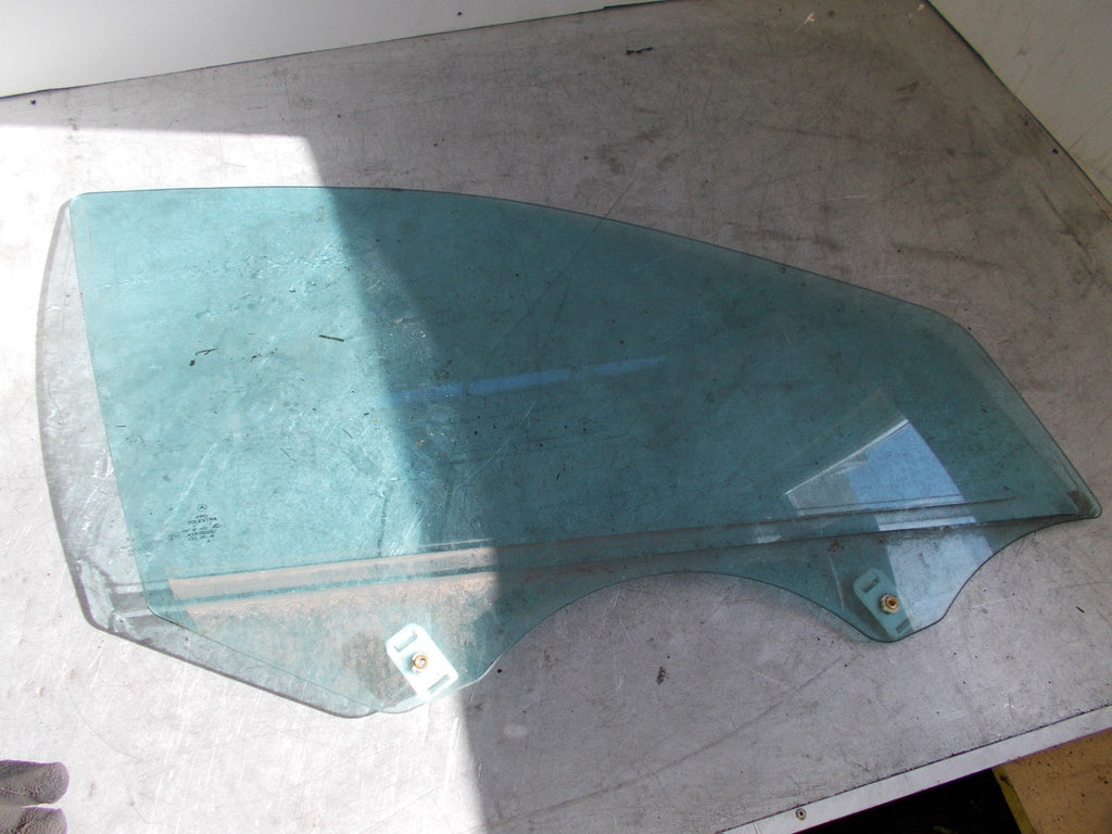 2001 MERCEDES E CLASS TOURING OSF DRIVERS SIDE FRONT WINDOW GLASS 43R000262