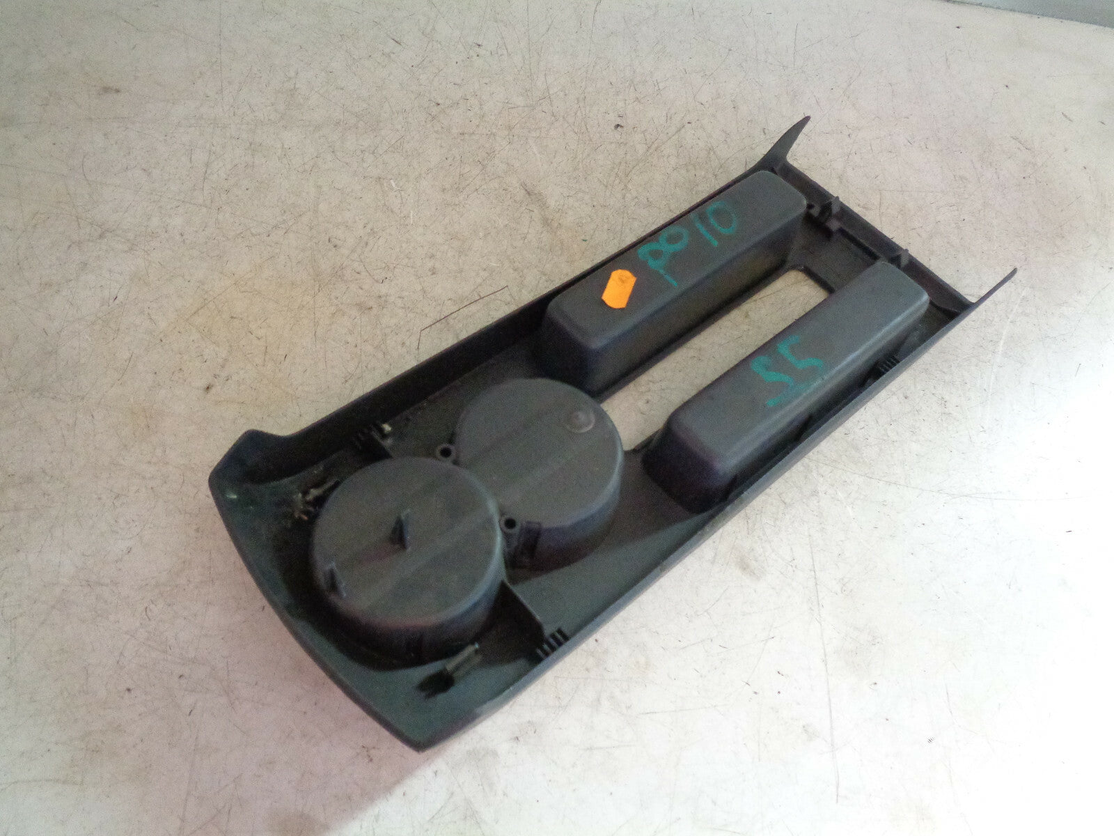 VW VOLKSWAGEN POLO 2005 9N CENTRE CONSOLE HOLDER TRIM PANEL 6Q0863319H
