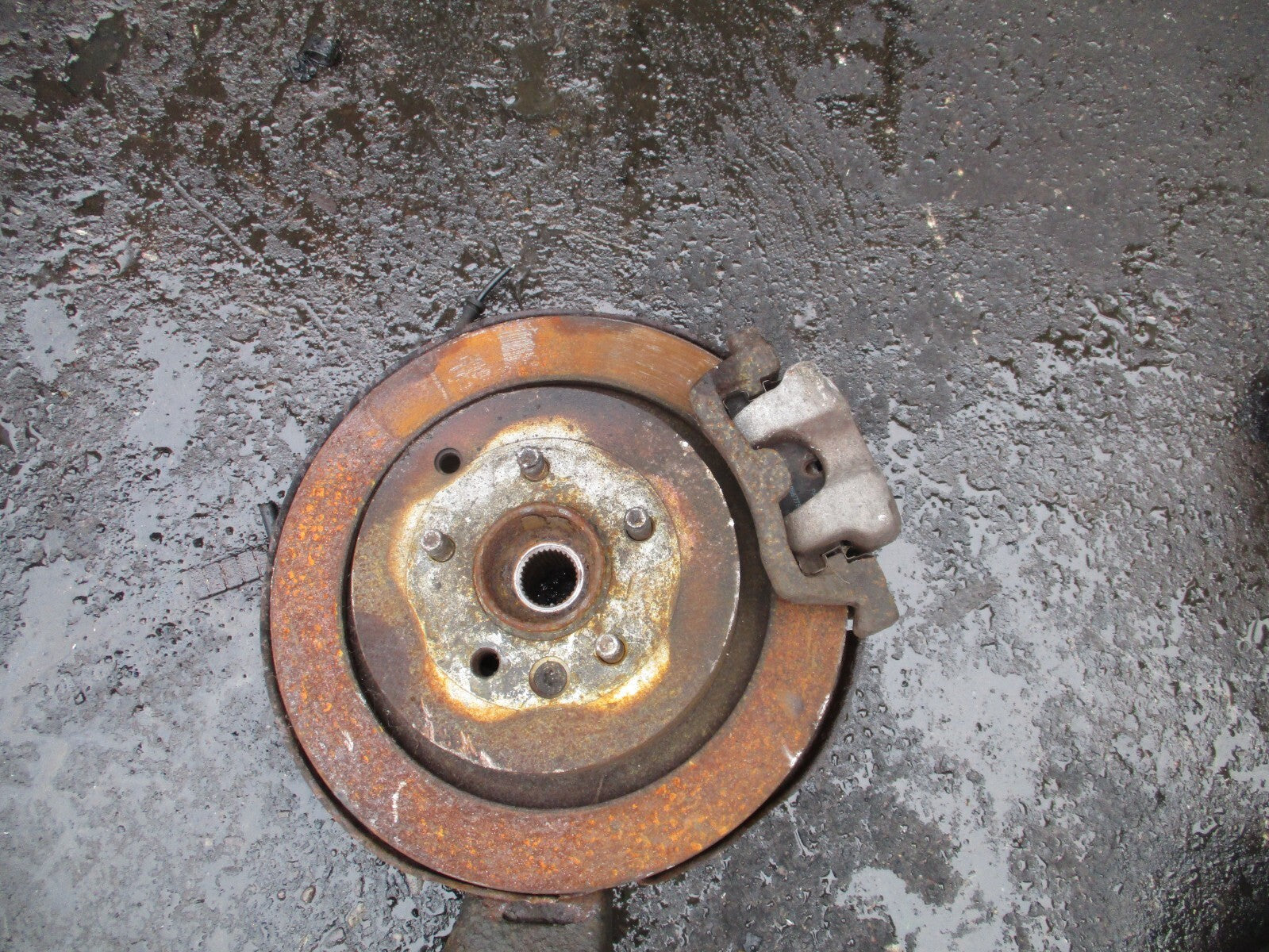 2003 RANGE ROVER L322 VOGUE 3.0 DIESEL OSR DRIVER SIDE REAR HUB & WISH BONE