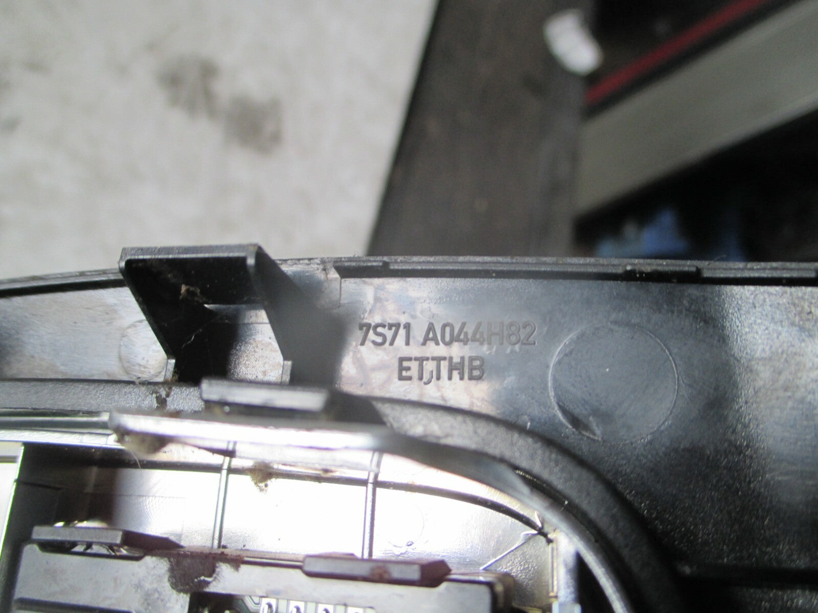 FORD MONDEO 2010 MK3 GEAR STICK SURROUND TRIM 7S71A044H82
