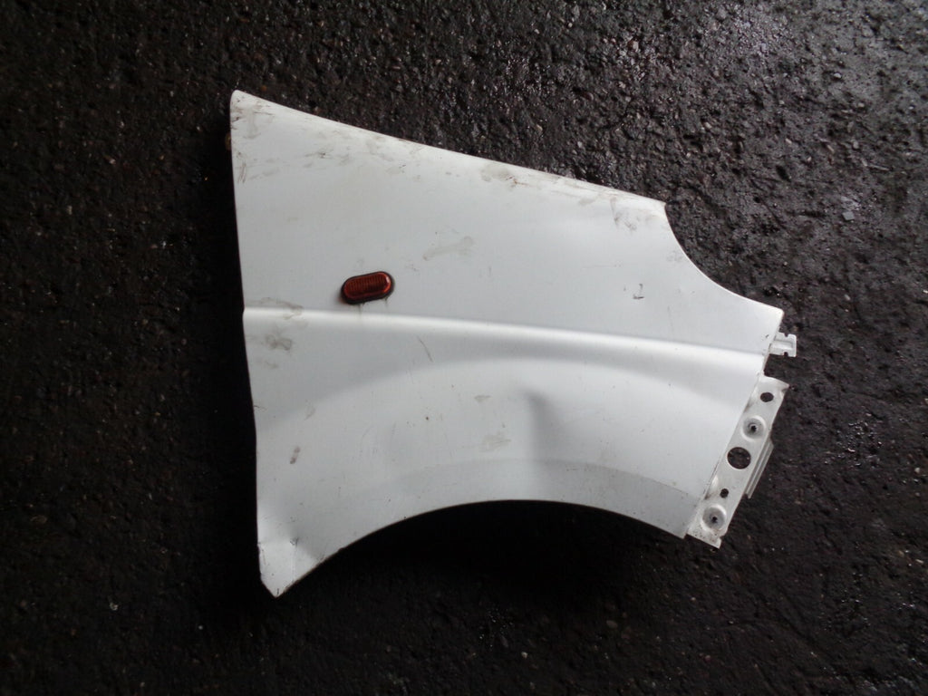 VAUXHALL VIVARO RENAULT TRAFIC 2007 OS DRIVER SIDE WING PANEL WHITE