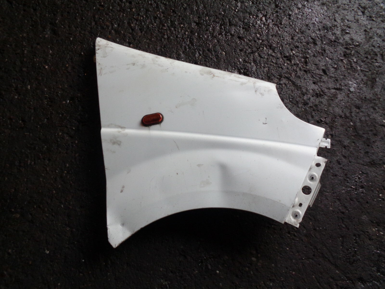VAUXHALL VIVARO RENAULT TRAFIC 2007 OS DRIVER SIDE WING PANEL WHITE