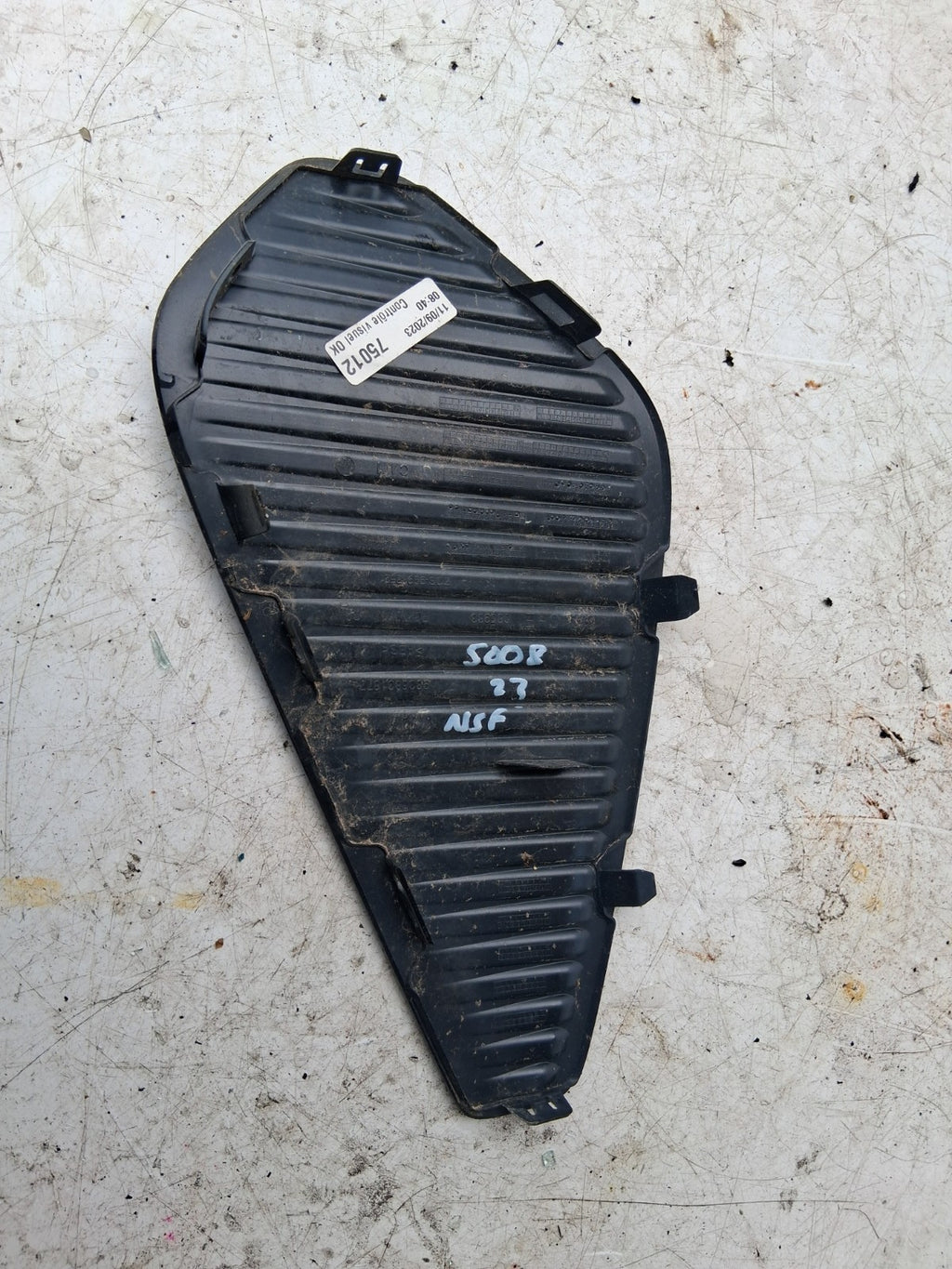 2023 PEUGEOT 5008 MK2 NSF PASSENGER SIDE FRONT LEFT GRILL TRIM 9836831877