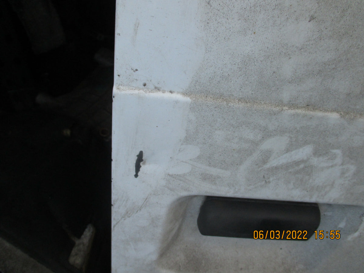 FORD TRANSIT 2009 MK3 OSR REAR DRIVER SIDE COMPLETE DOOR WHITE