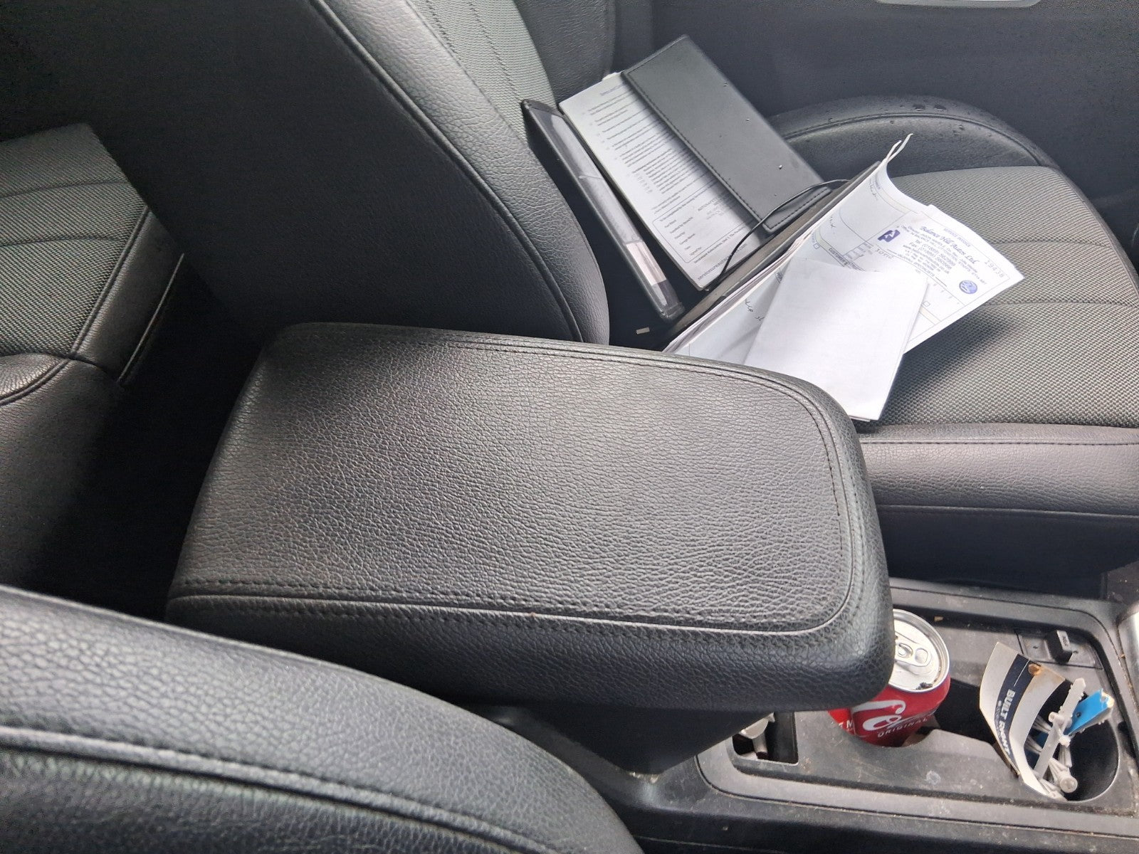 2015 VAUXHALL ANTARA MK1 CENTRE CONSOLE LEATHER ARMREST