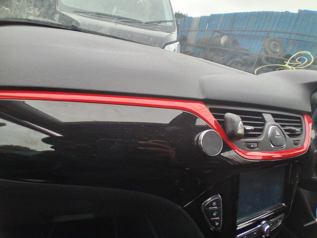 2019 VAUXHALL CORSA E NS PASSENGER SIDE VENT WITH DASH TRIM RED BLACK