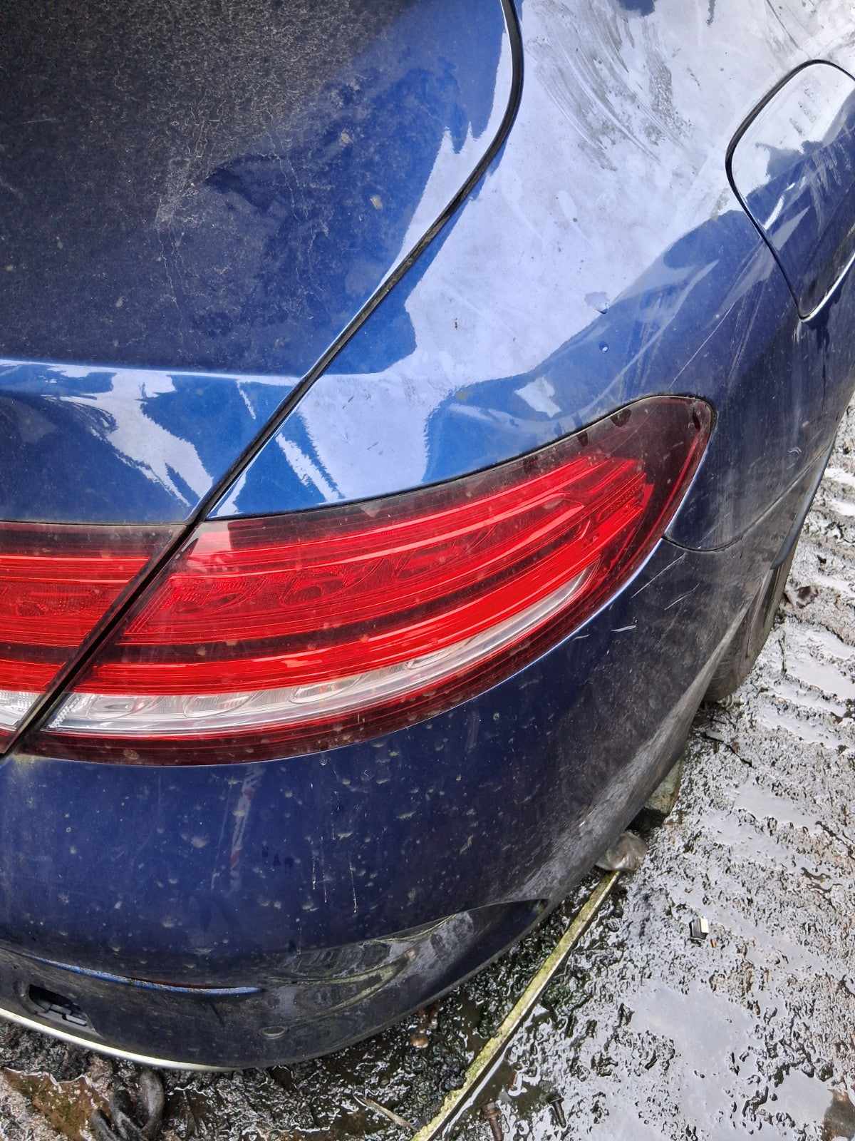 2021 MERCEDES C CLASS C205 COUPE OSR DRIVER SIDE REAR RIGHT OUTER TAIL LIGHT