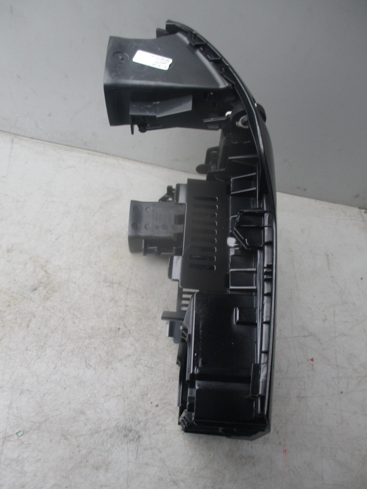 2014 VAUXHALL ZAFIRA B STEREO SURROUND VENT  13100105