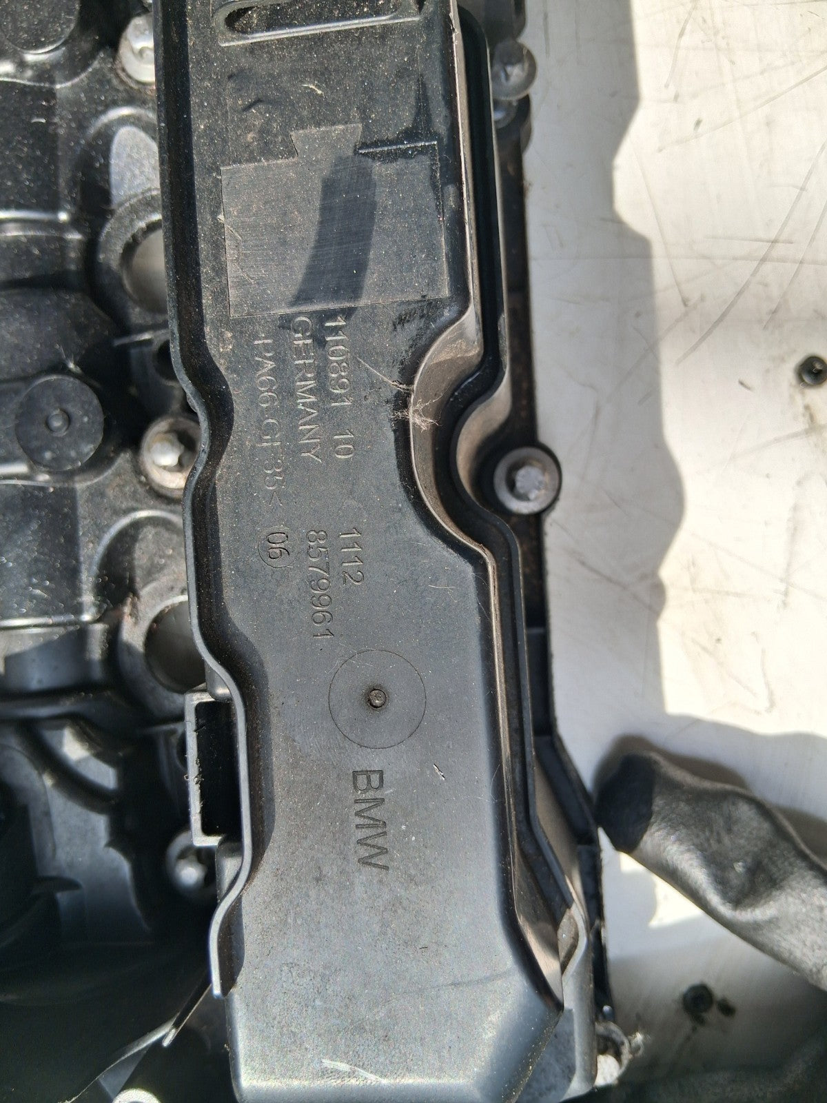 2018 BMW X1 F48 2.0 DIESEL ROCKER COVER 8579961