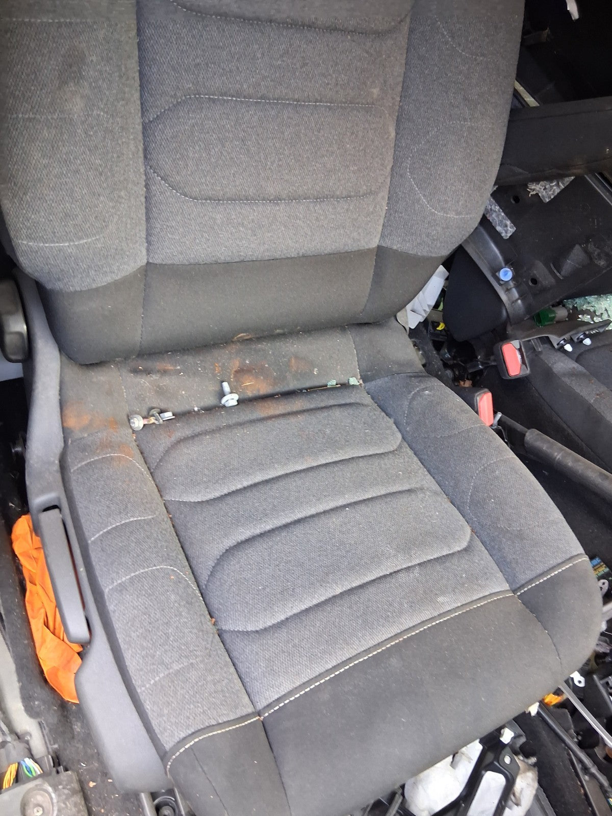 2021 CITROEN C3 MK3 OSF DRIVER SIDE FRONT RIGHT COMPLETE FABRIC SEAT