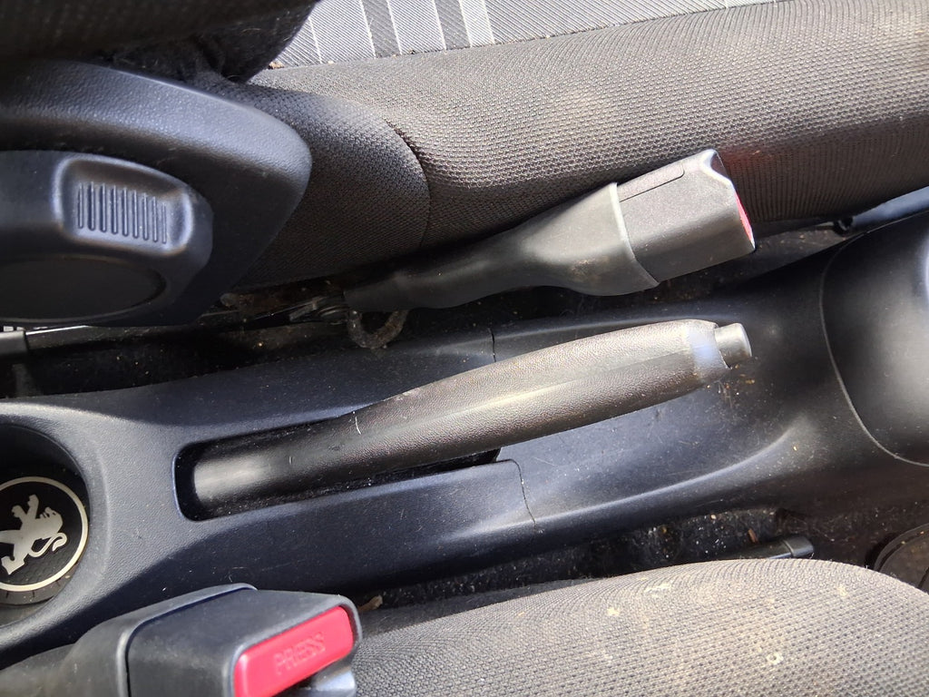 2016 PEUGEOT 108 MK2 MANUAL HANDBRAKE PARKING BRAKE LEVER MECHANISM
