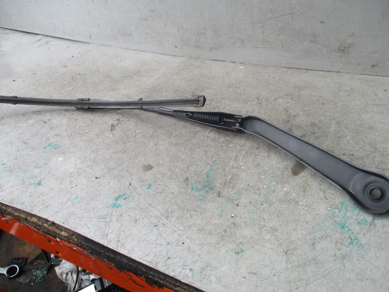 2010 BMW WINDOW WIPER BLADE 61 61-7 253