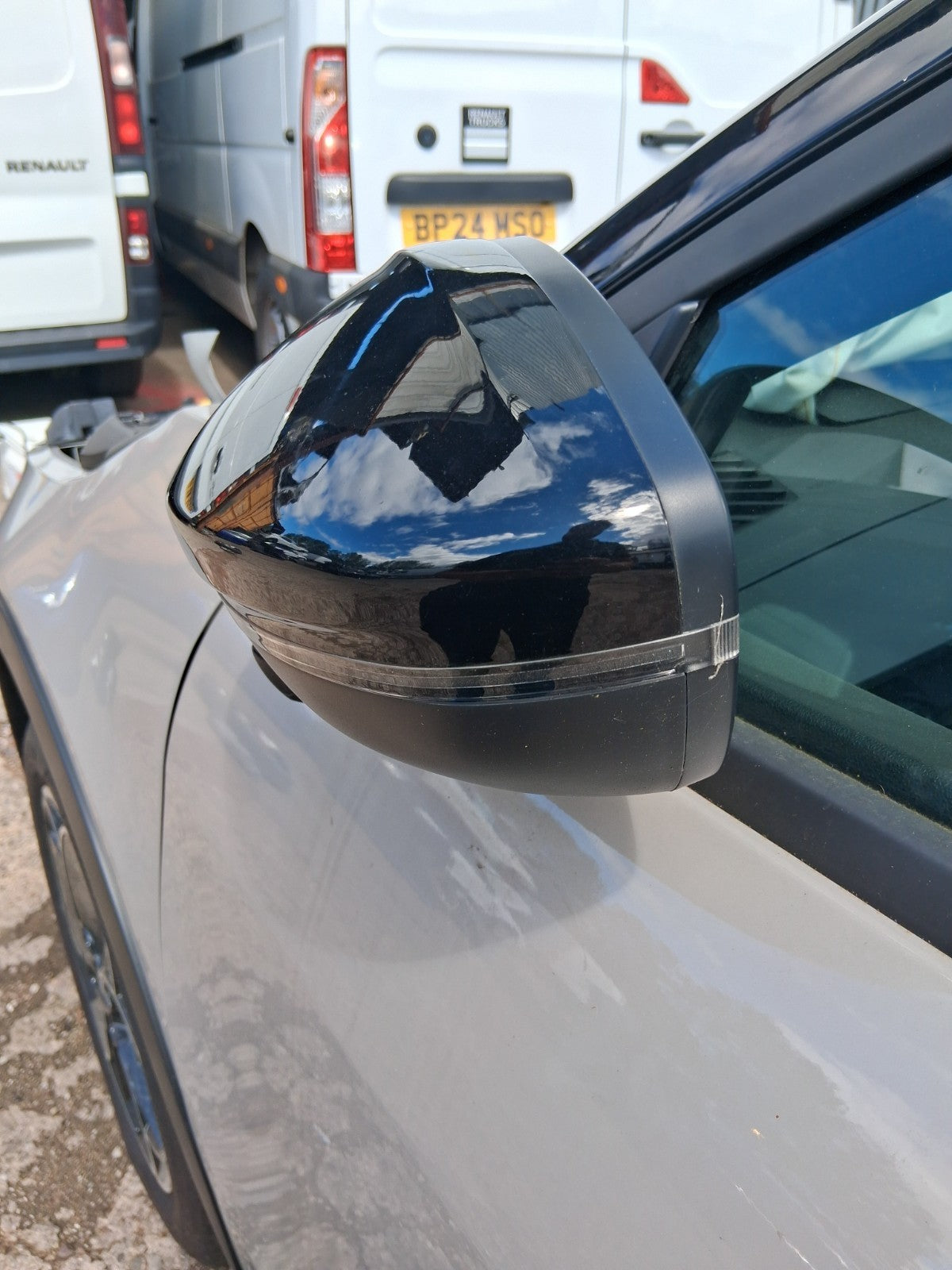 2025 ALFA ROMEO JUNIOR NSF PASSENGER SIDE FRONT MANUALFOLD WING MIRROR GREY 640
