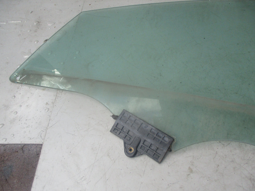 HYUNDAI I40 2015 NSF PASSENGER SIDE FRONT WINDOW GLASS
