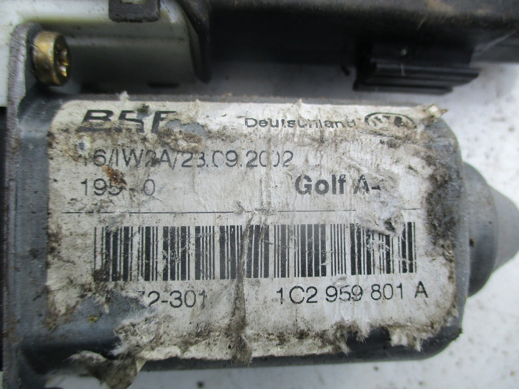 VW VOLKSWAGEN GOLF MK4 BORA NSF PASSENGER SIDE FRONT WINDOW MOTOR 1C2 959 801 A