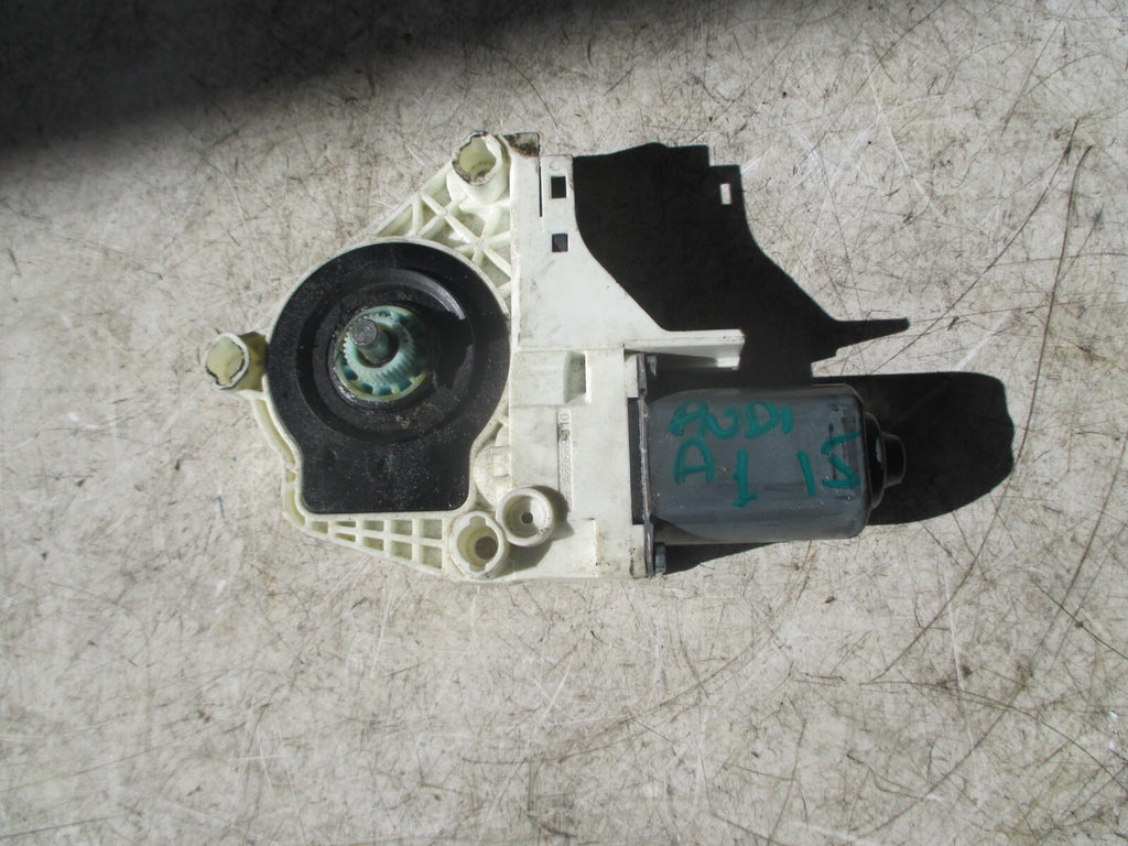 AUDI A1 8X 2015 3 DOOR OS DRIVER SIDE DOOR WINDOW MOTOR ONLY 8K0959802C