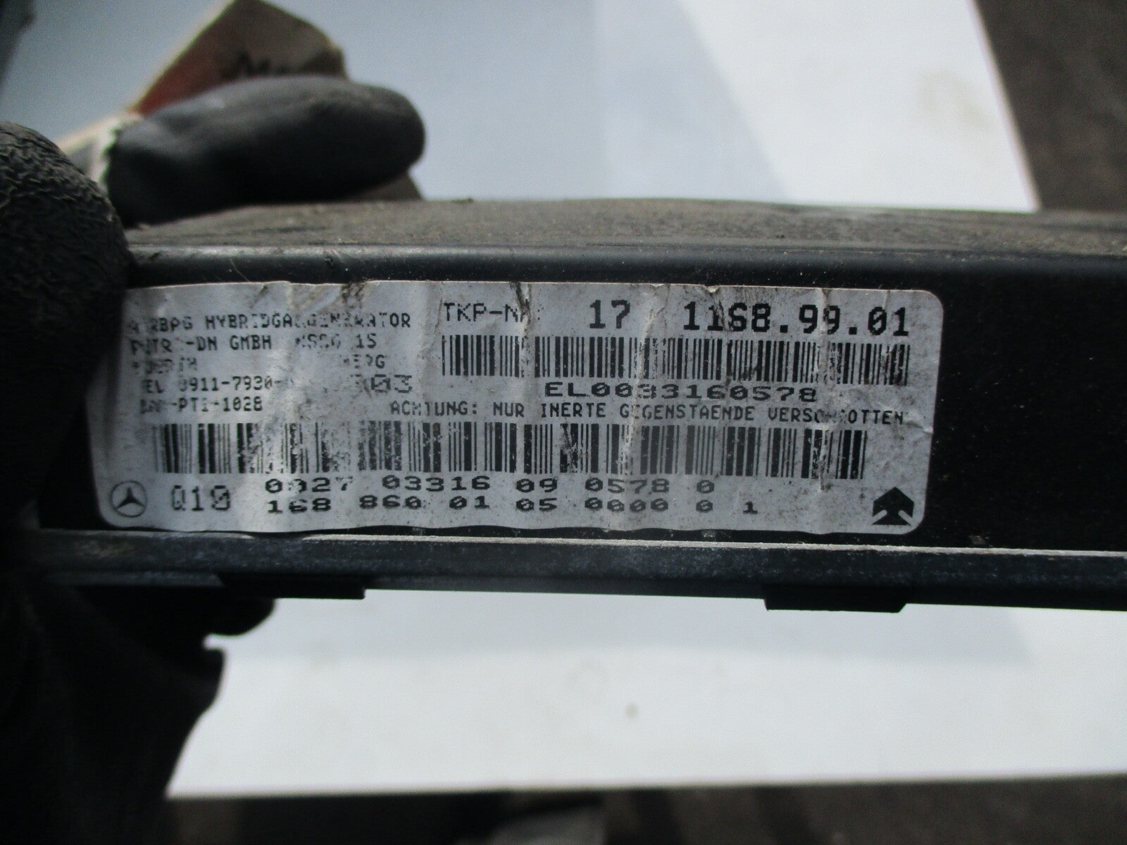 MERCEDES A CLASS W168 2002 1.4 PASSENGER SIDE FRONT SECURITY MODULE 1688600105