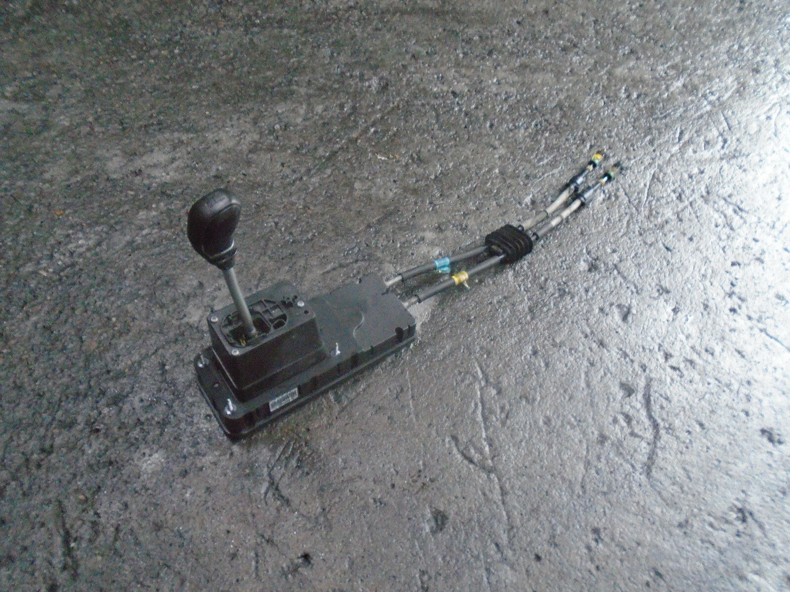 PEUGEOT 308 2018 5 SPEED MANUAL GEARSTICK GEARSHIFTER 9806936580