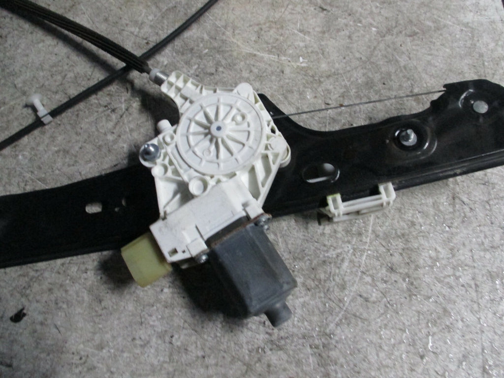 BMW 3 SERIES 2010 E90 OSF FRONT DRIVER SIDE WINDOW REGULATOR MOTOR