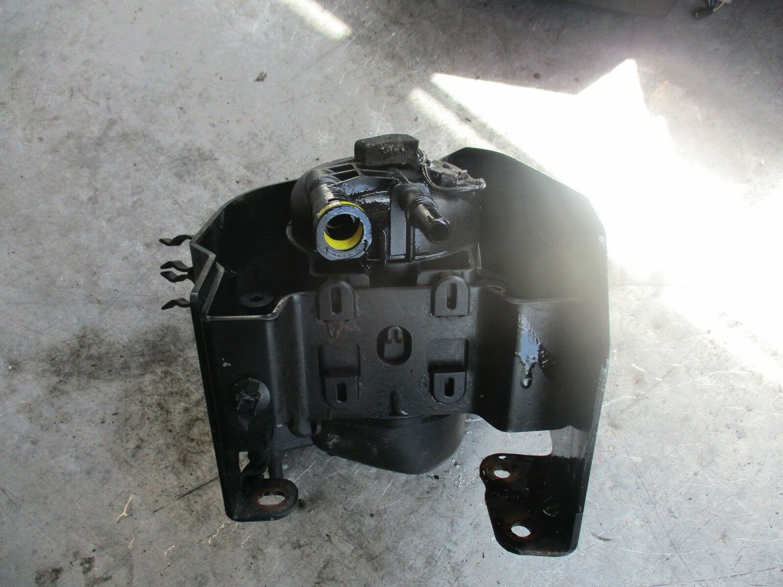 LAND ROVER DISCOVERY SPORT L550 2.0 TD4 DIESEL FUEL FILTER & BRACKET